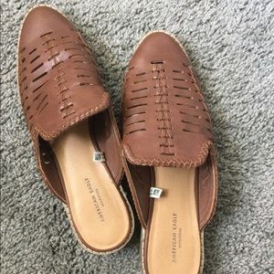 Comfortable casual slides